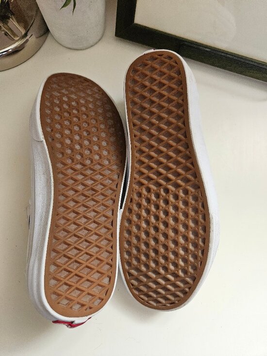 VANS Pride Old Skool Sneaker - Picture 12 of 14